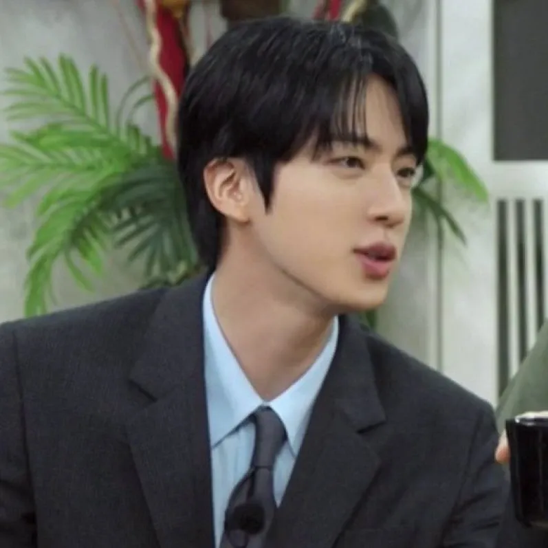 Foto terbaru Jin (BTS)