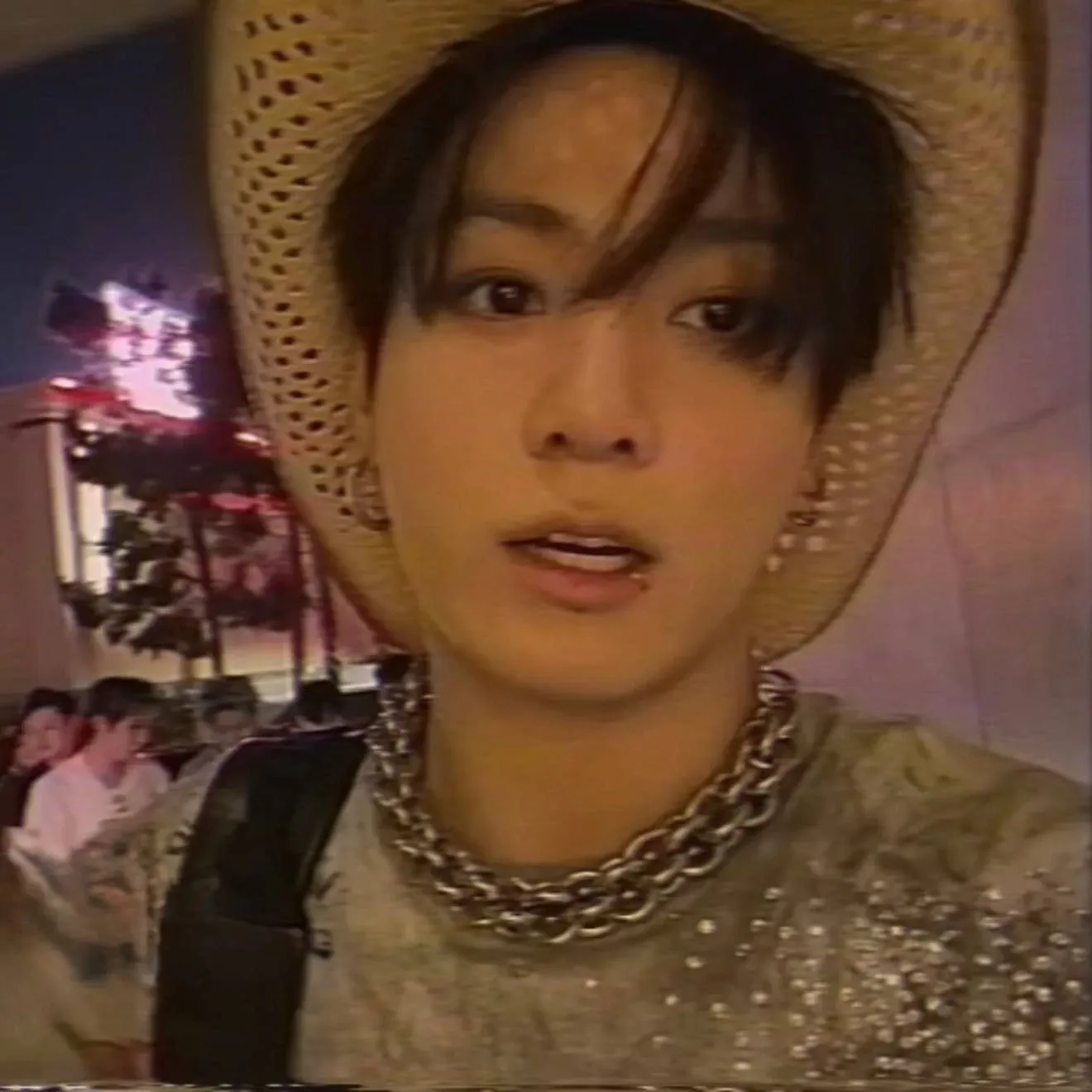 Latest photo of Jungkook (BTS)