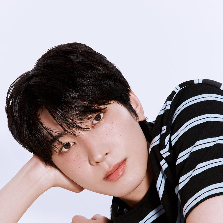 Latest photo of Wonwoo (SEVENTEEN)