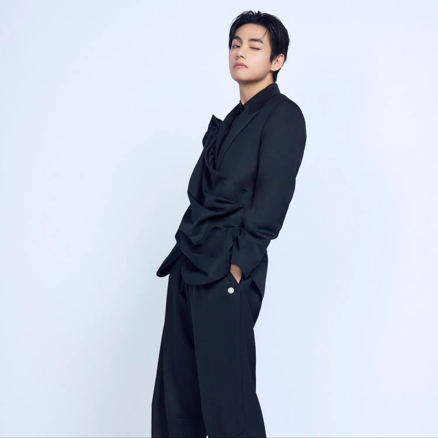 A moment captured by V (BTS)'s fan