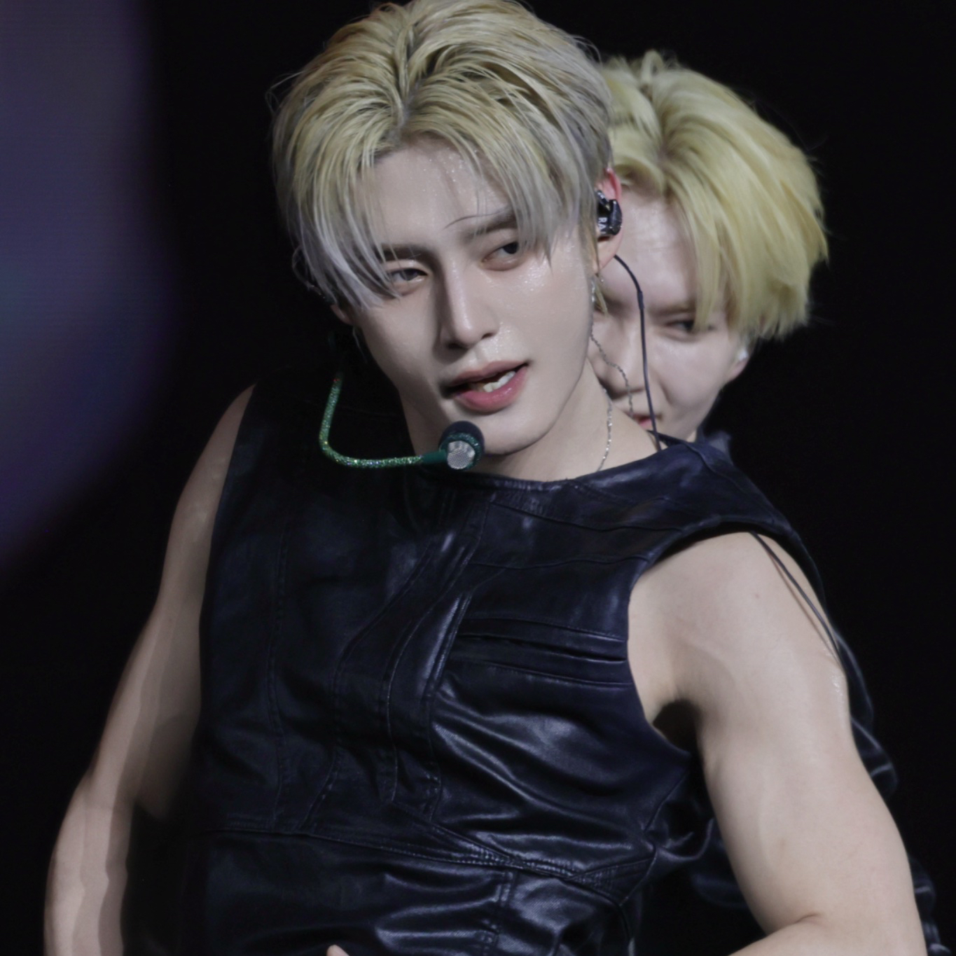A moment captured by Kim Jiwoong (ZEROBASEONE)'s fan