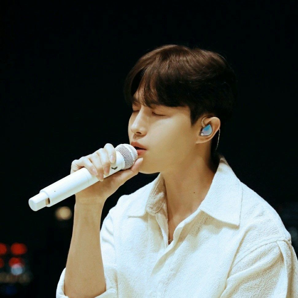 Foto aktivitas terbaru Kim Jaehwan