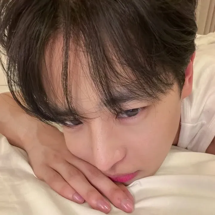 Behind-the-scenes cut of Choi Byungchan