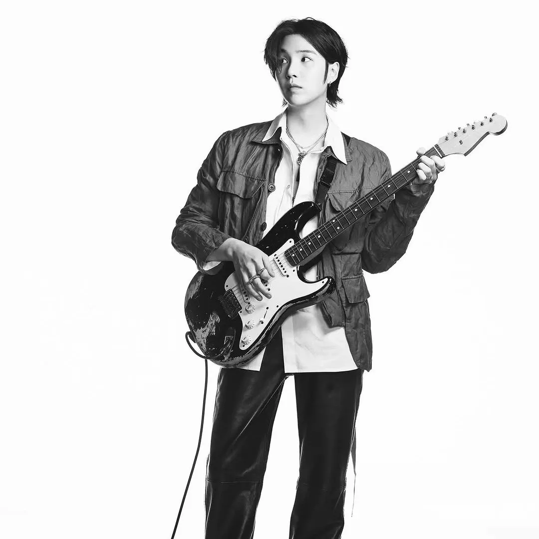 Behind-the-scenes cut of SUGA (BTS)