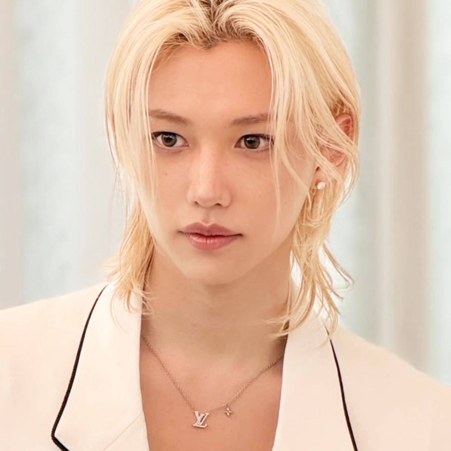 Behind-the-scenes cut of Felix (Stray Kids)