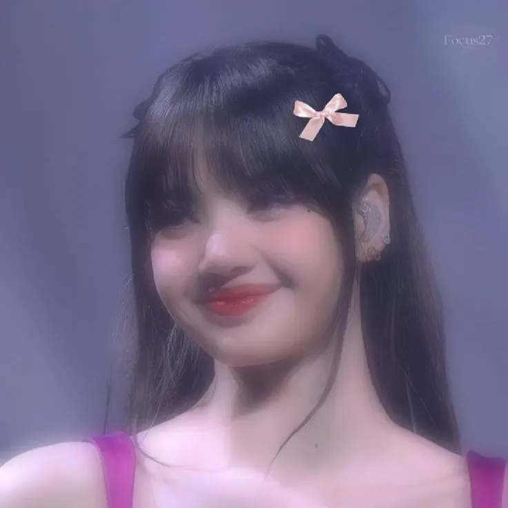 Potret di balik layar Lisa (BLACKPINK)