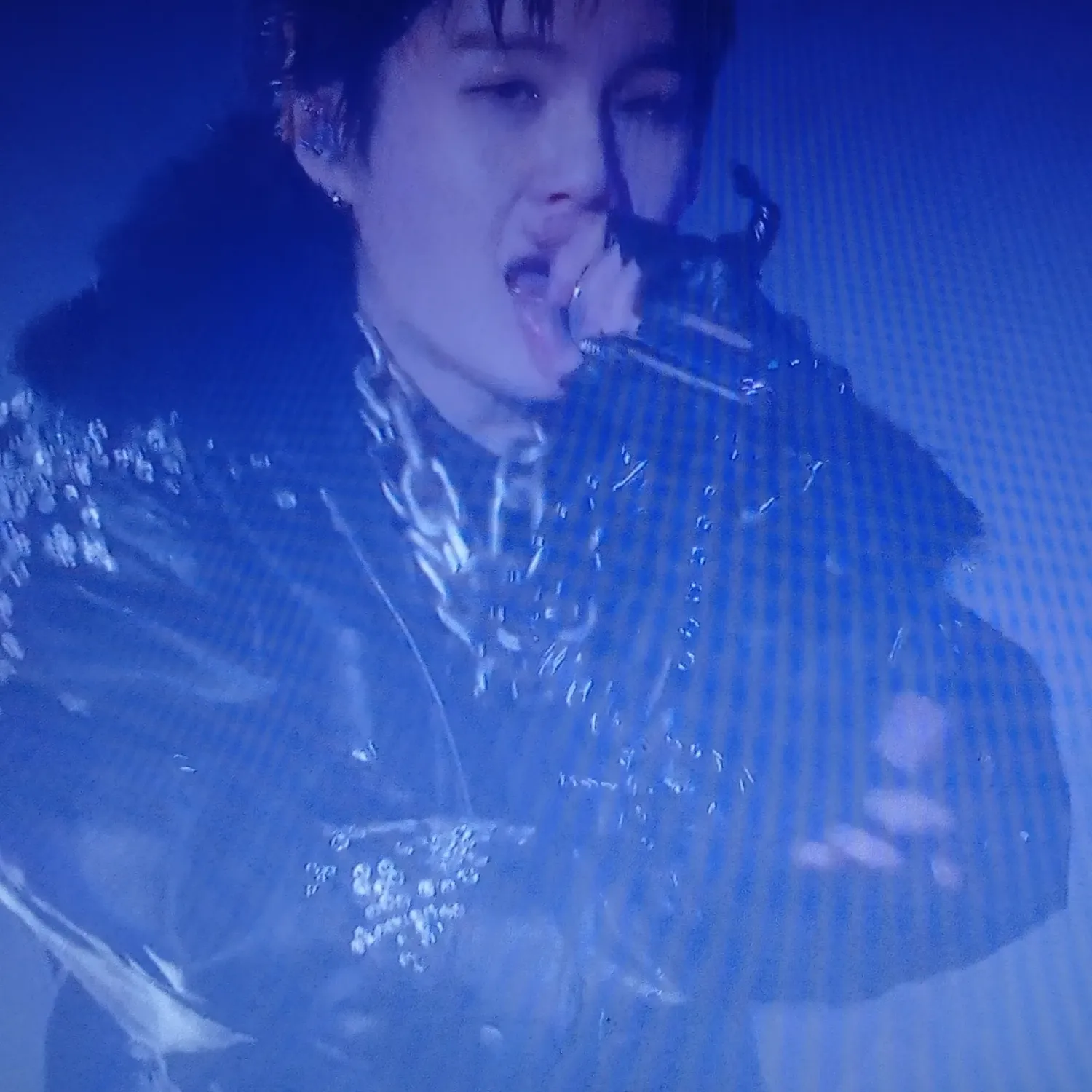 SUGA (防彈少年團)的最新照片