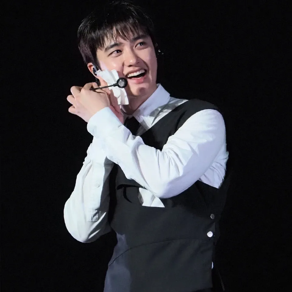 A moment captured by EXO's fan