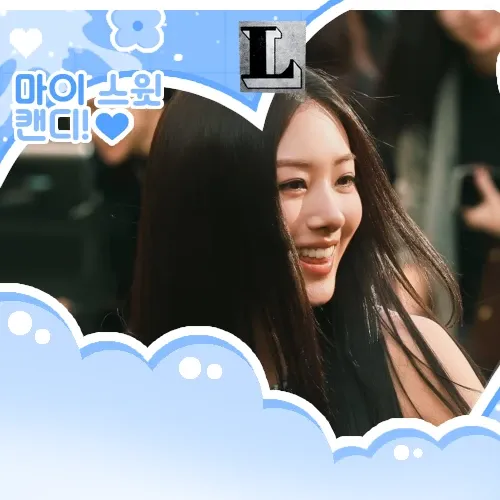 A moment captured by MEOVV's fan