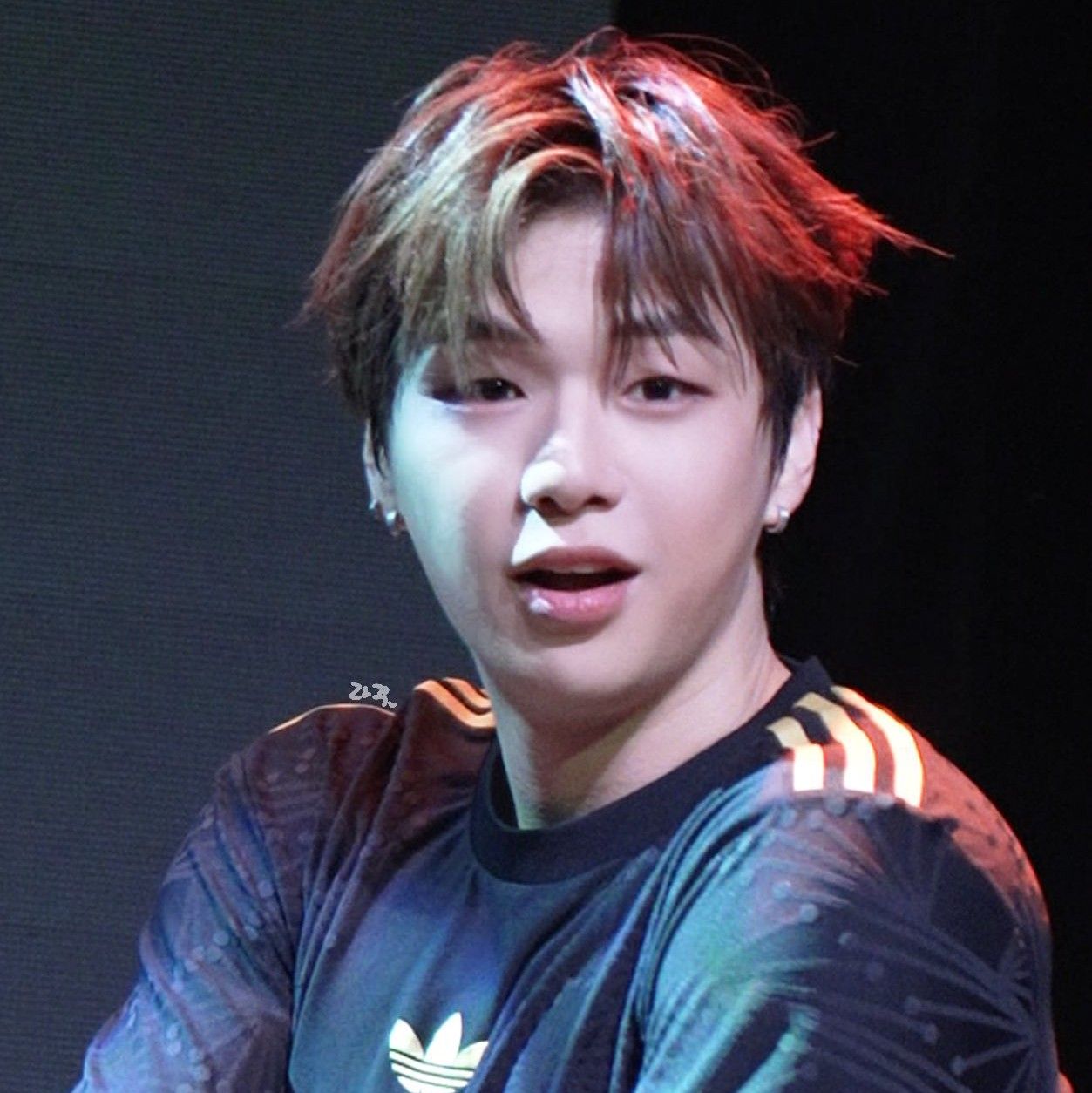 강다니엘의 최신 사진