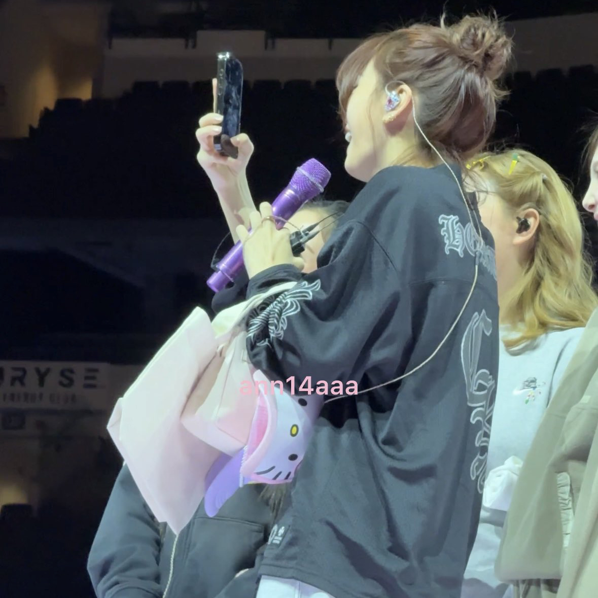 모모 (TWICE) 팬이 찍은 순간