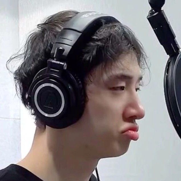 Momen yang diabadikan oleh penggemar Bang Chan (Stray Kids)