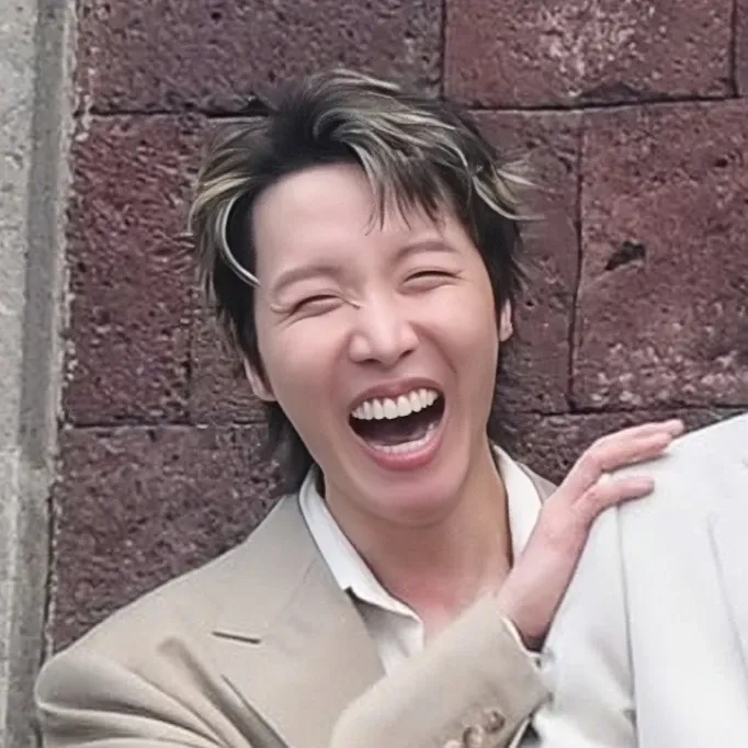 Potret di balik layar j-hope (BTS)