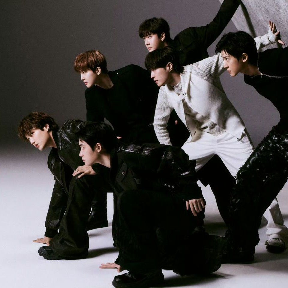 EXO 최근 활동샷