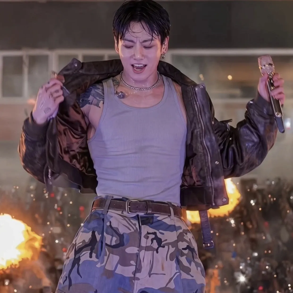 Behind-the-scenes cut of BTS