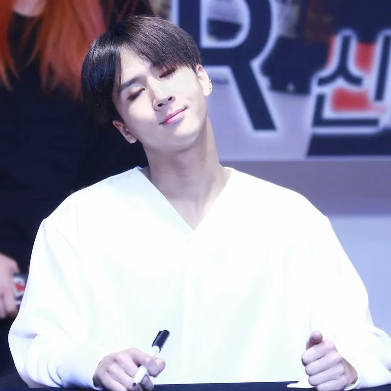 Recent activity shot of VIXX