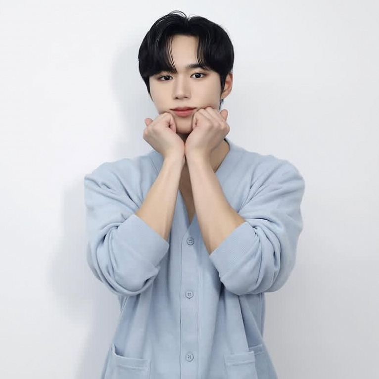 Recent activity shot of Kim Junseo (ALPHA DRIVE ONE)