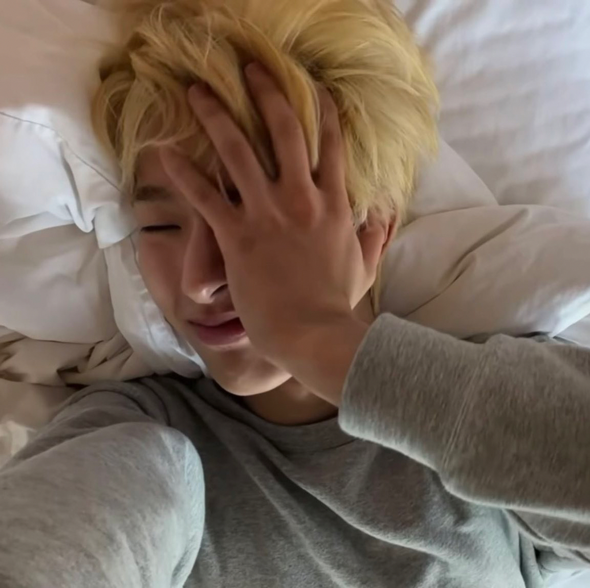 Foto aktivitas terbaru Tomoya (NEXZ)