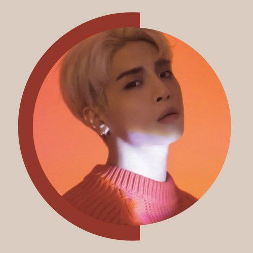 Behind-the-scenes cut of Jonghyun (SHINee)