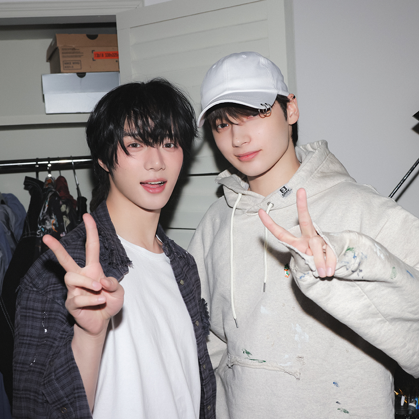 투모로우바이투게더의 비하인드 컷