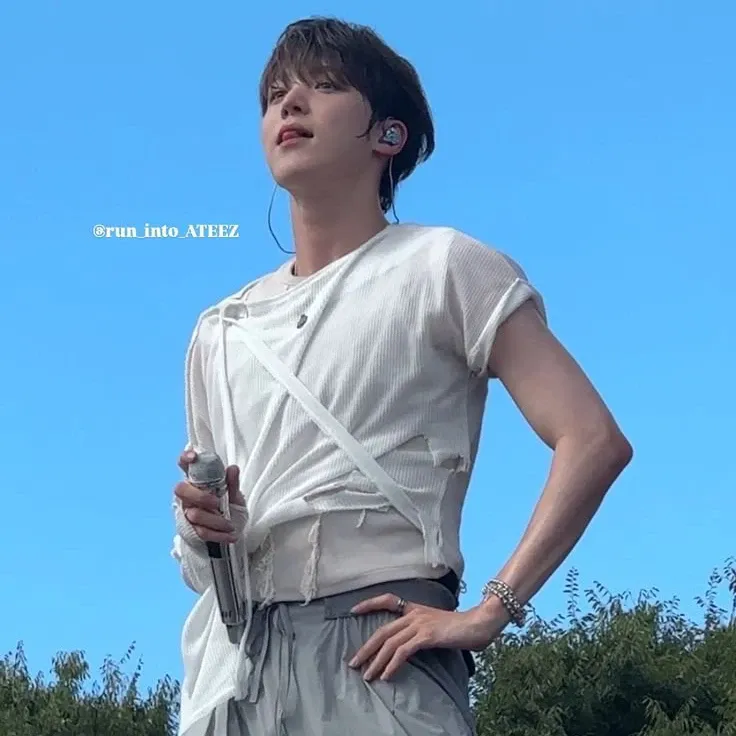 Latest photo of Yunho (ATEEZ)