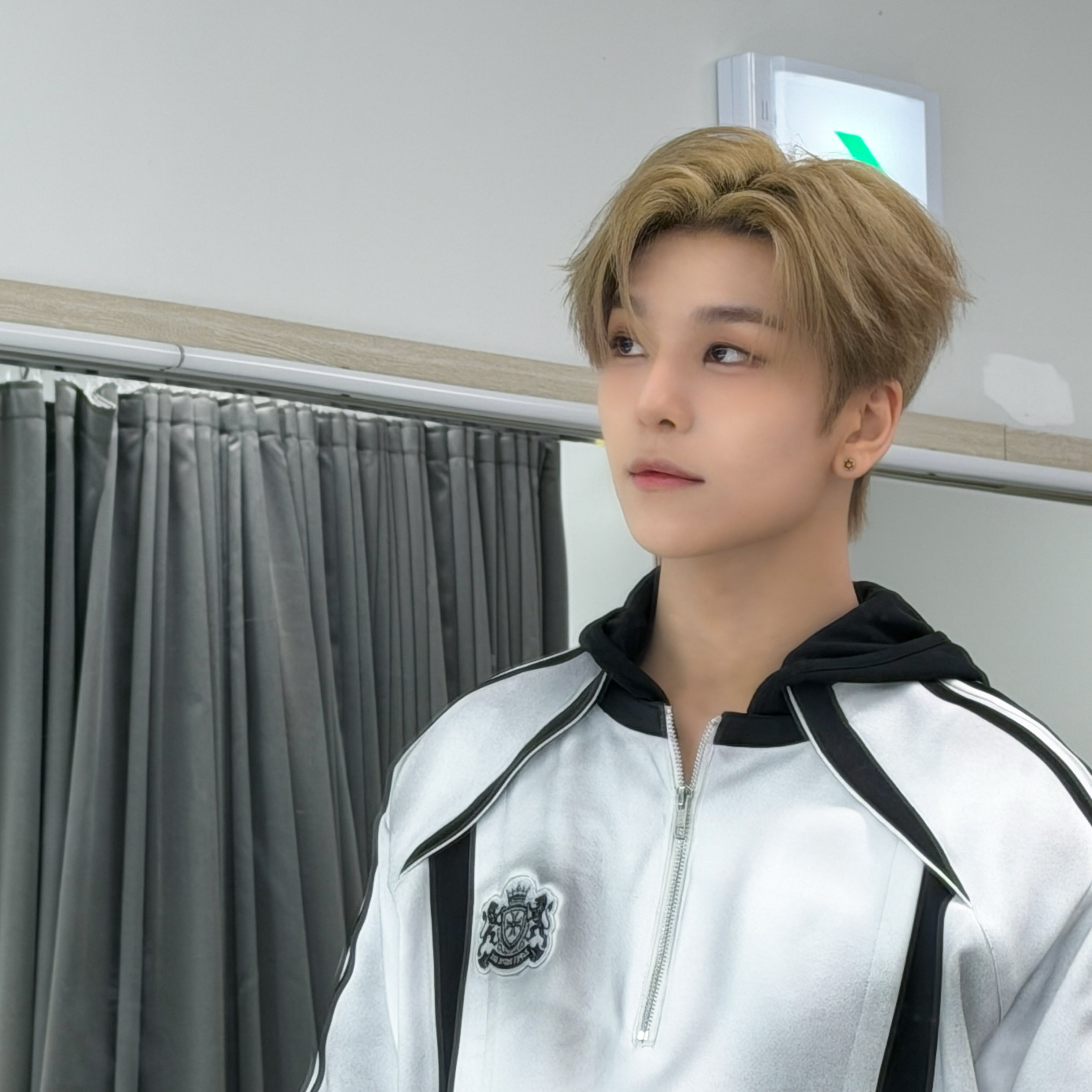 Recent activity shot of He Xinlong (ALPHA DRIVE ONE)