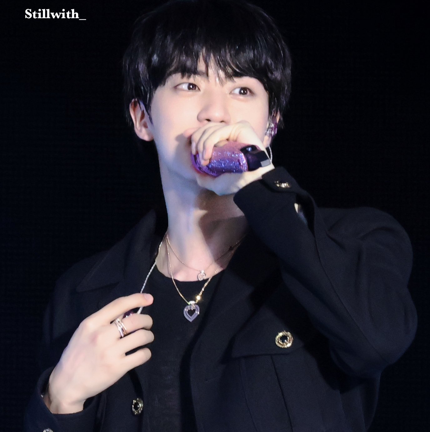 진 (방탄소년단) 최근 활동샷