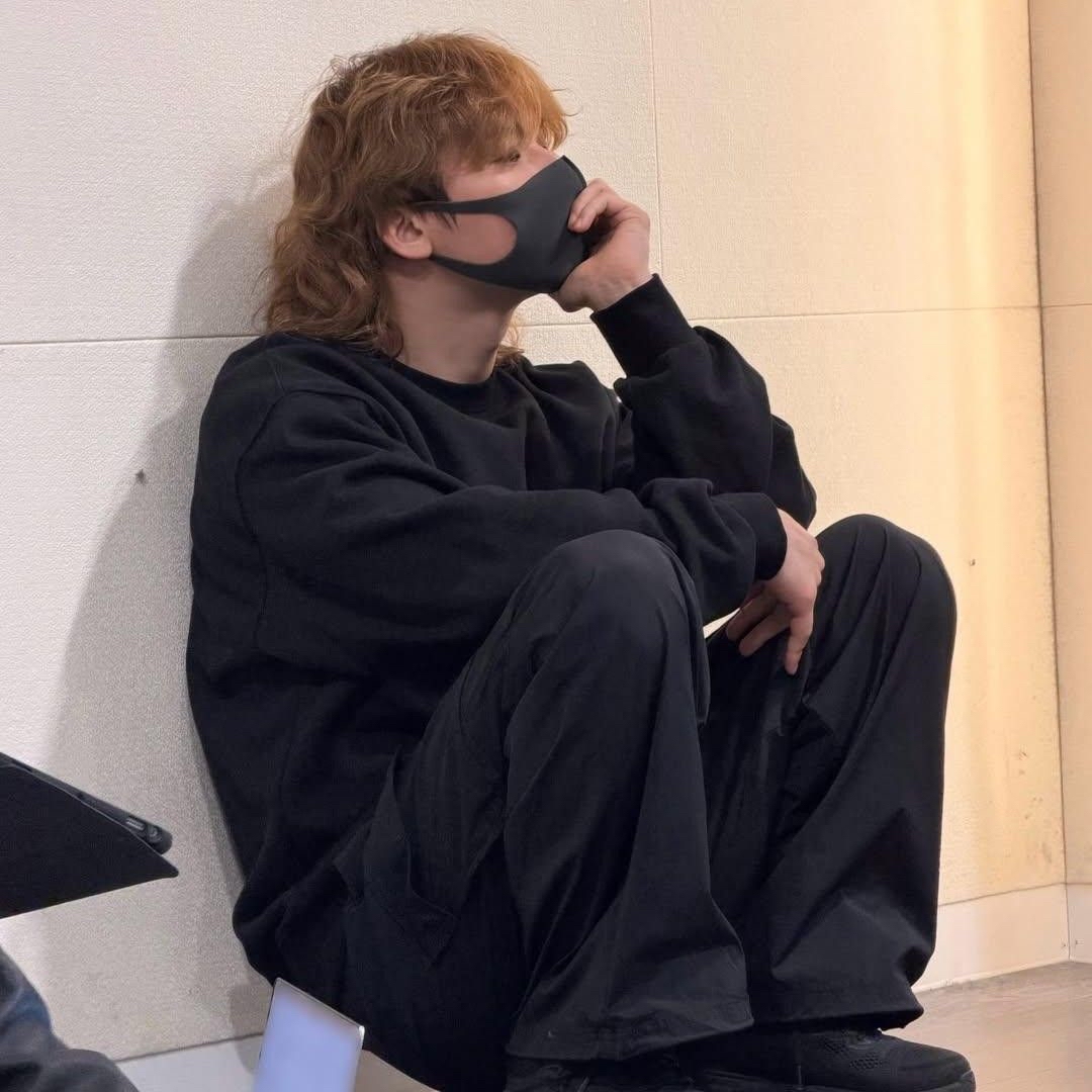 大声 (BIGBANG)的最新照片