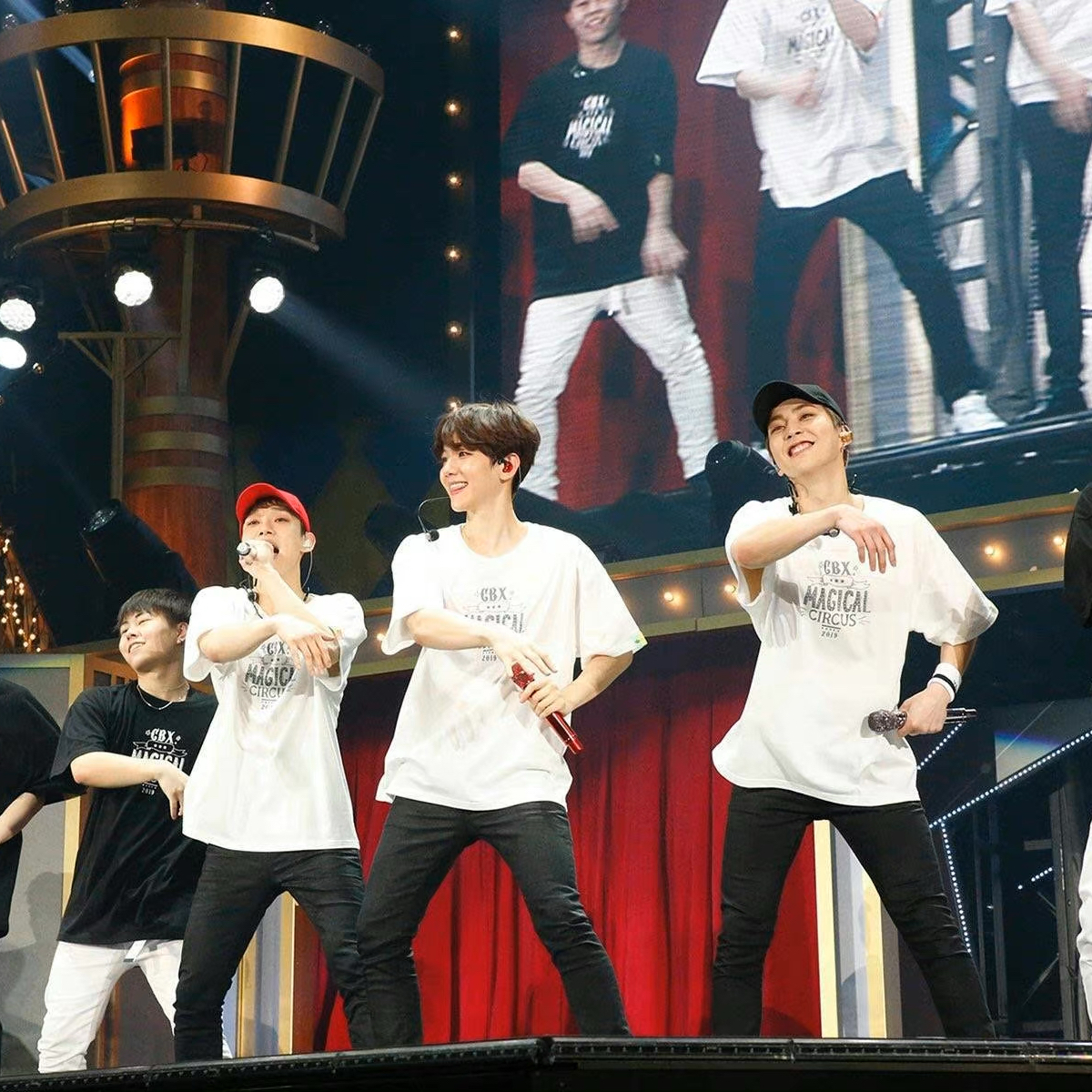 Behind-the-scenes cut of EXO