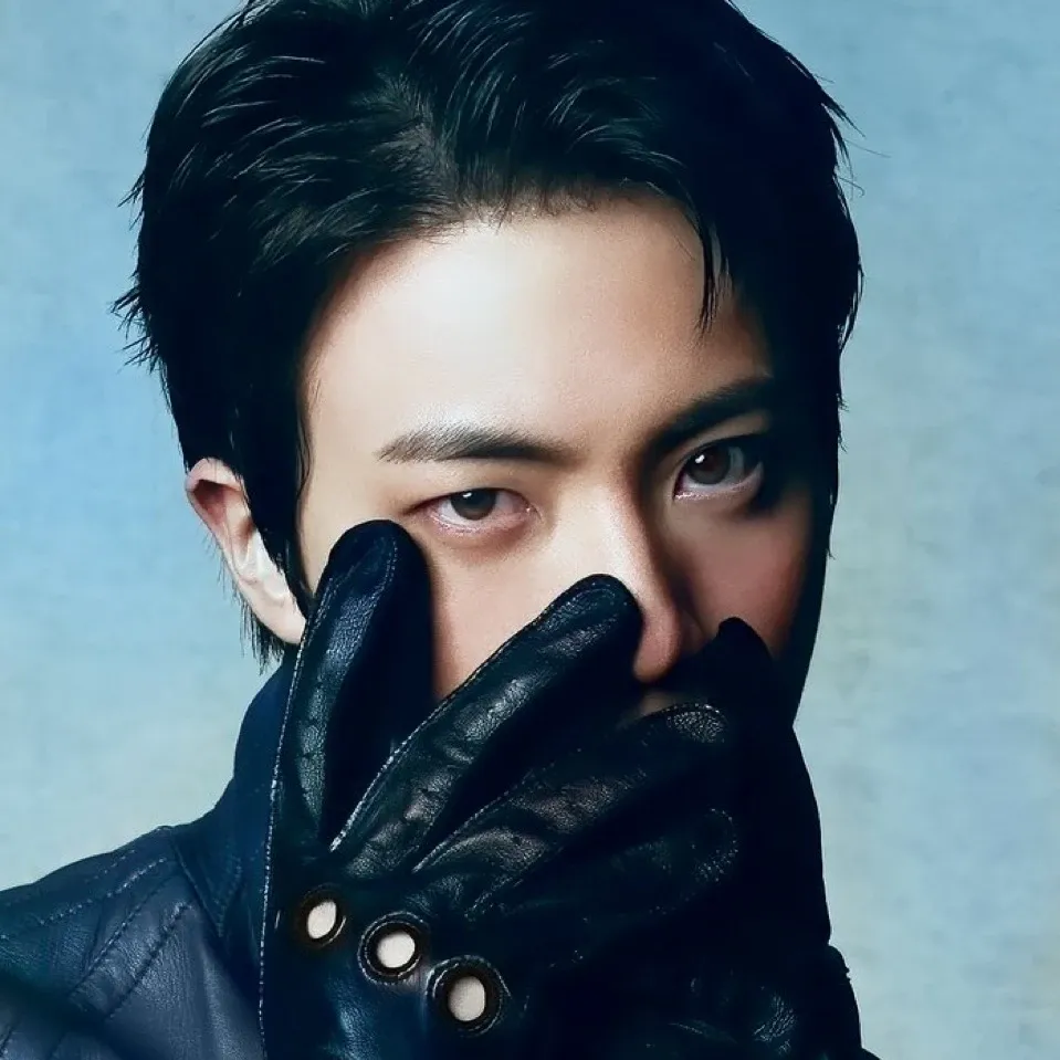 Momen yang diabadikan oleh penggemar Jin (BTS)