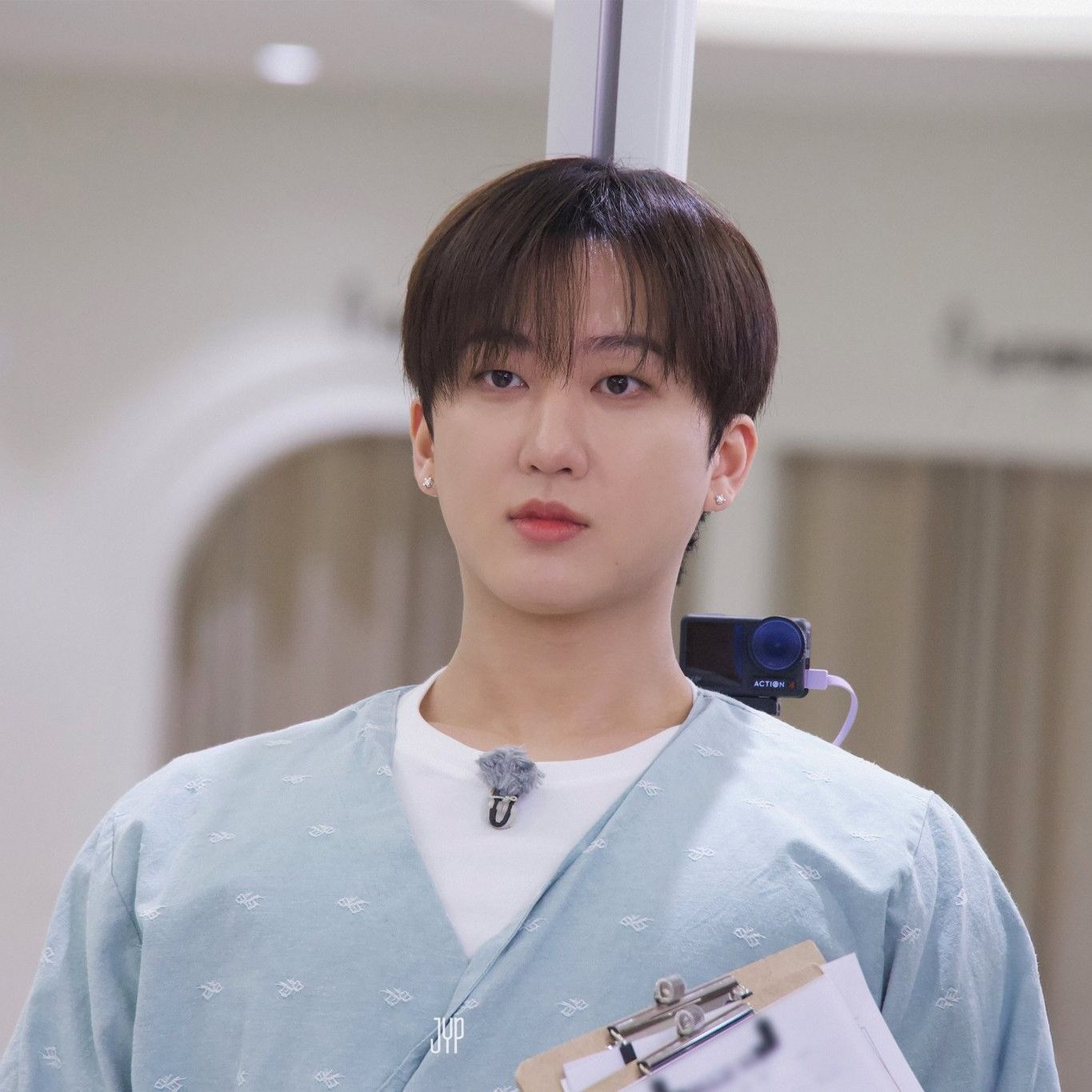 Behind-the-scenes cut of Stray Kids