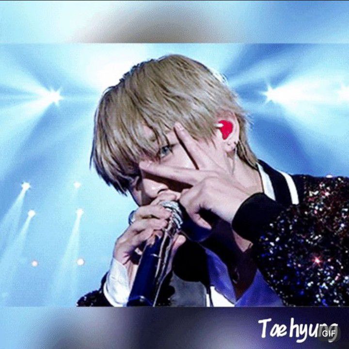 Recent activity shot of V (BTS)