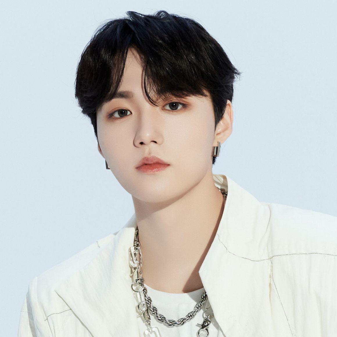 Latest photo of Doyoung (TREASURE)