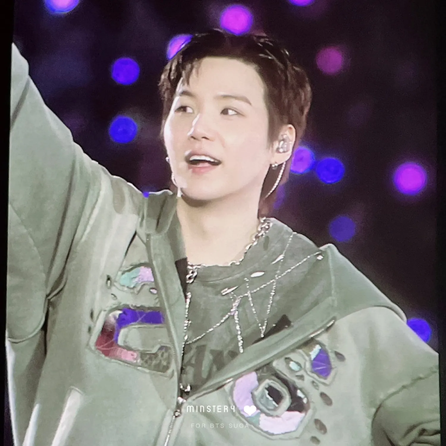 Latest photo of SUGA (BTS)