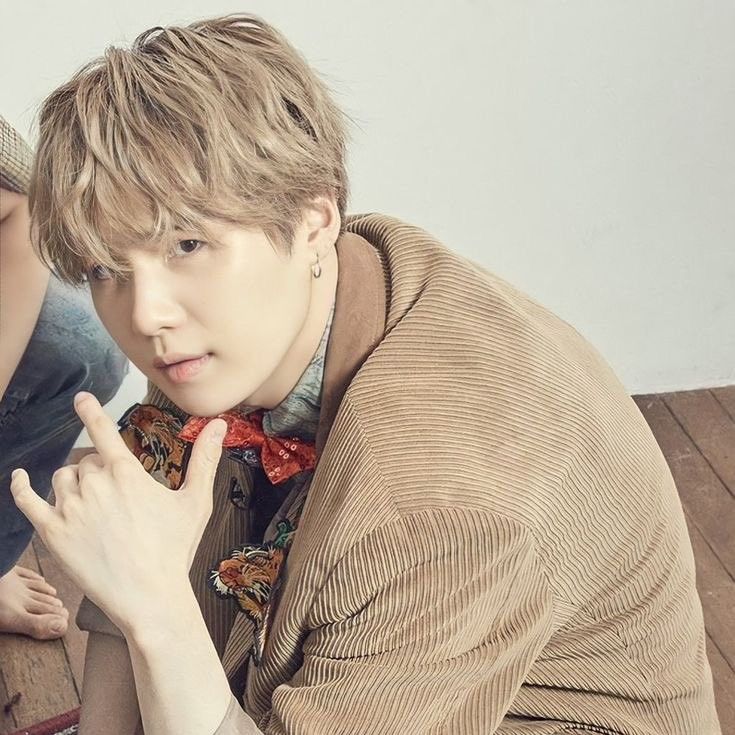 슈가 (방탄소년단) 최근 활동샷