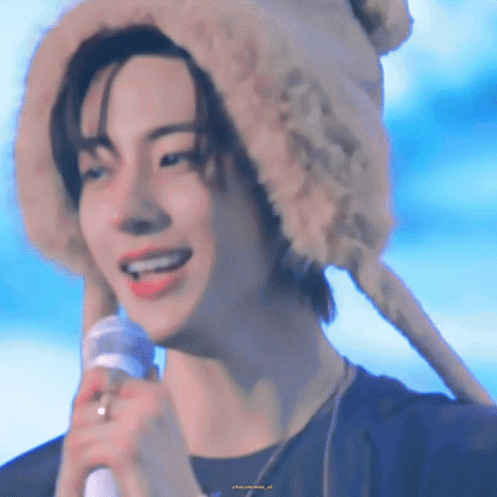 A moment captured by Anton (RIIZE)'s fan