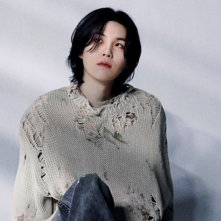 SUGA (防彈少年團)的幕後花絮