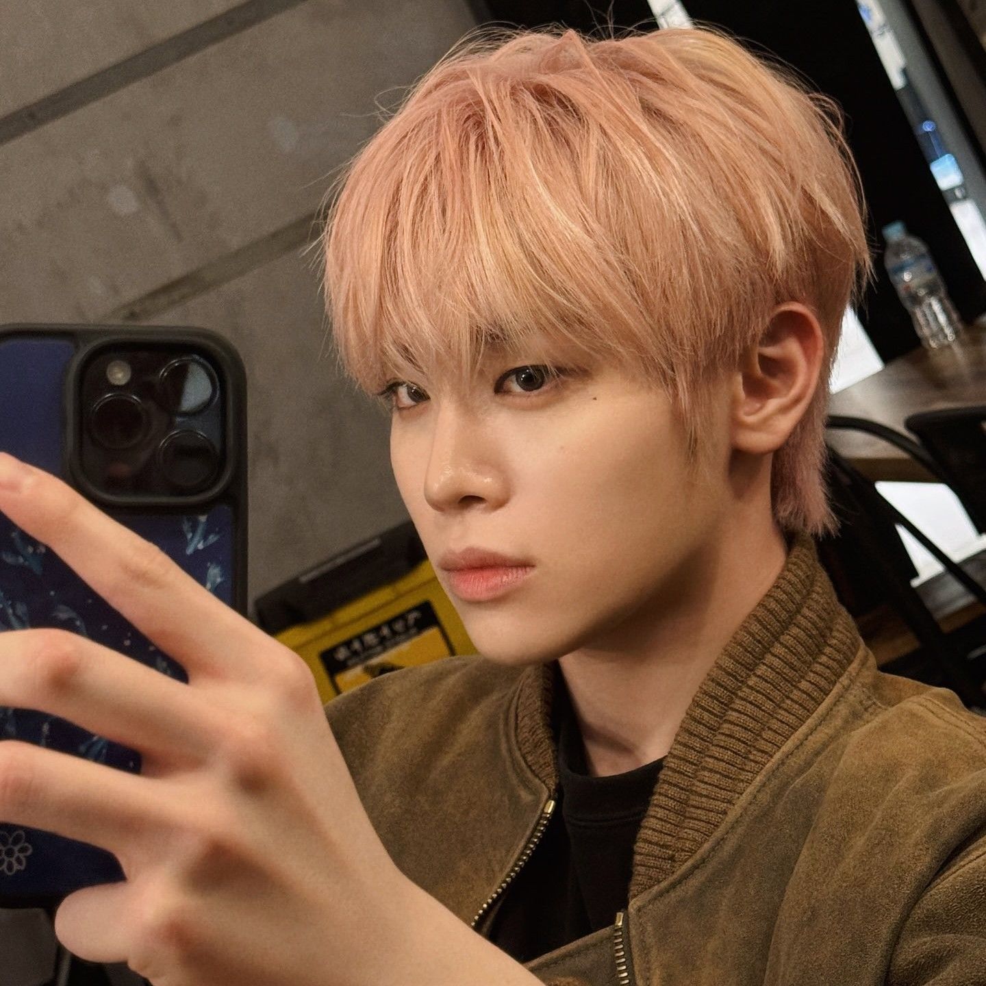 Behind-the-scenes cut of Kim Taerae (ZEROBASEONE)