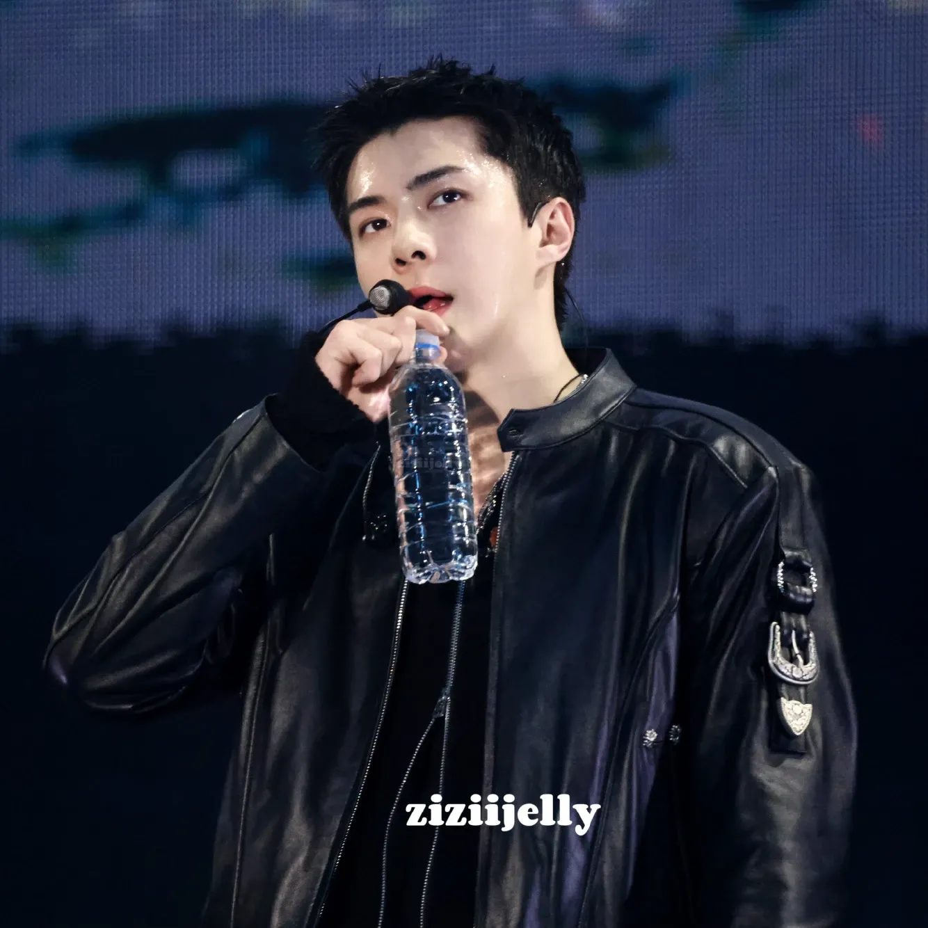 Behind-the-scenes cut of Sehun (EXO)