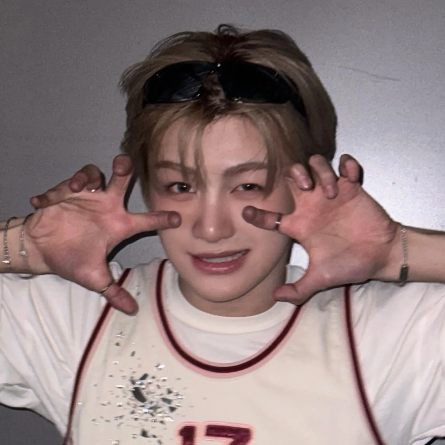 Behind-the-scenes cut of TWS