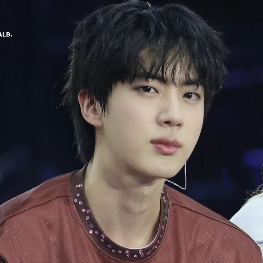 Behind-the-scenes cut of Jin (BTS)