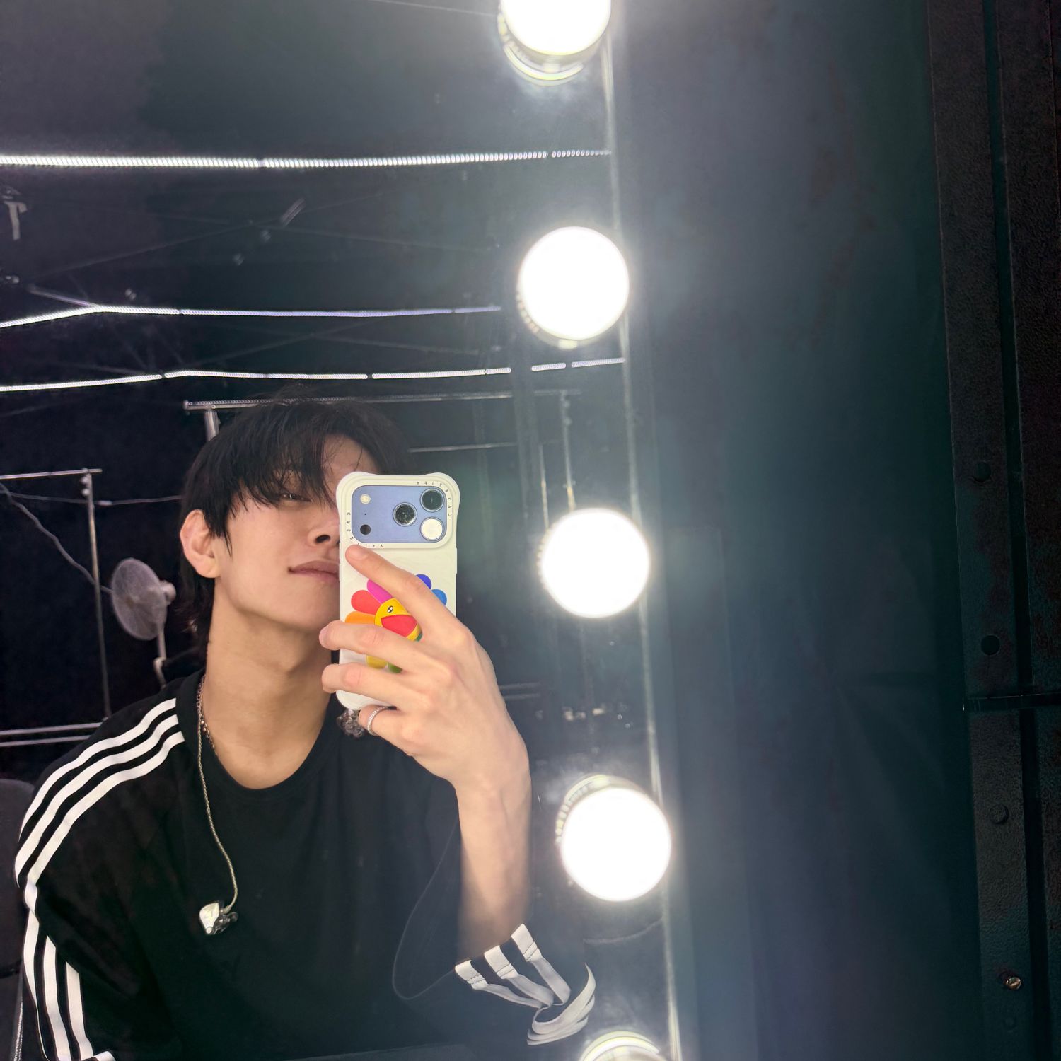 Momen yang diabadikan oleh penggemar Joshua (SEVENTEEN)