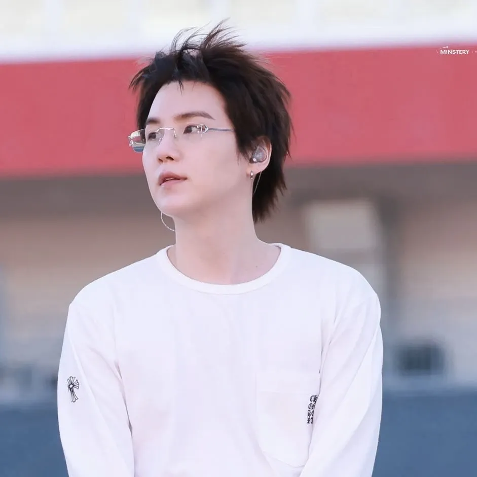 Potret di balik layar SUGA (BTS)