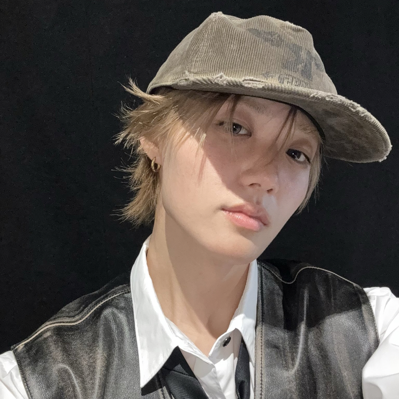 A moment captured by Doyoung (TREASURE)'s fan