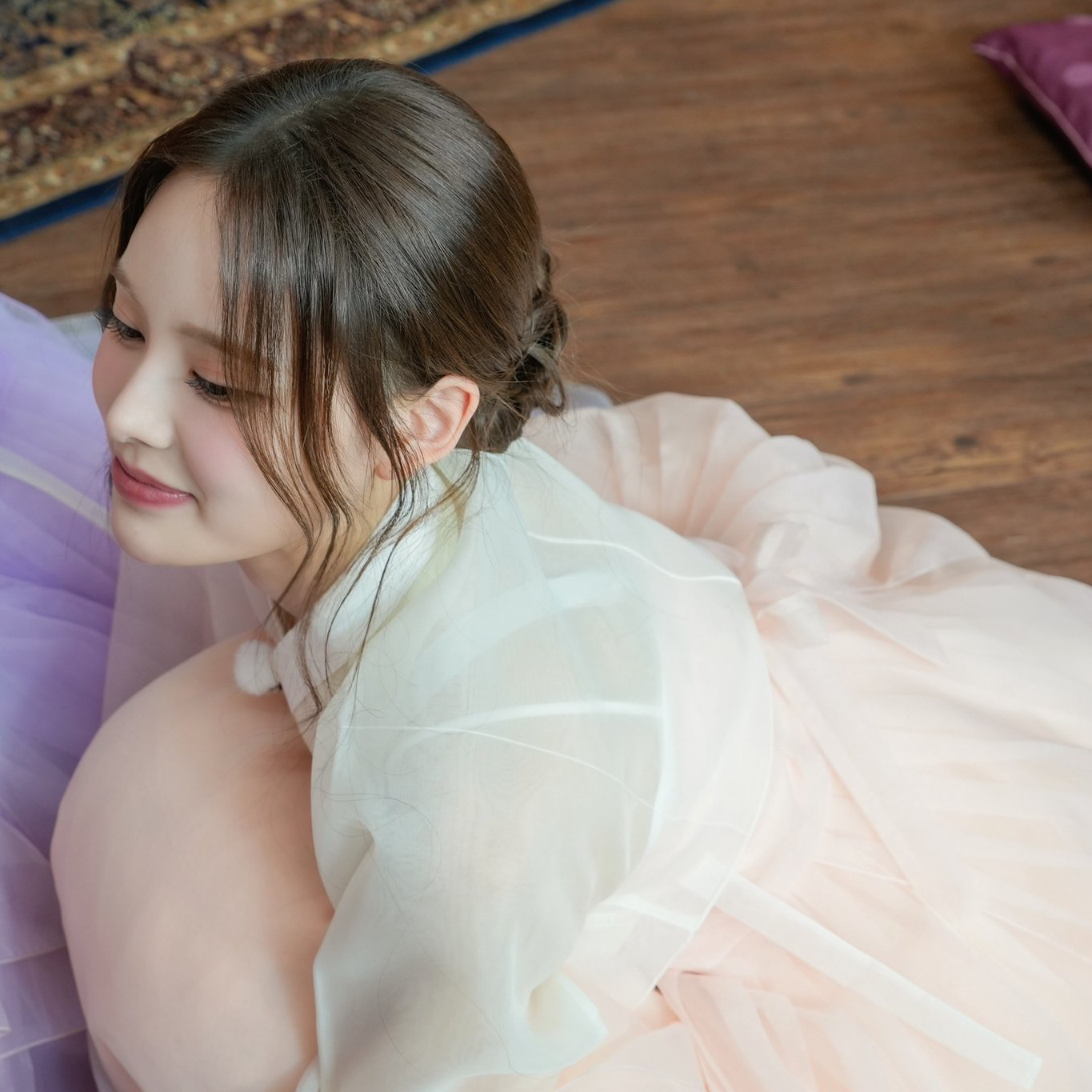 Behind-the-scenes cut of Bang Jeemin (izna)