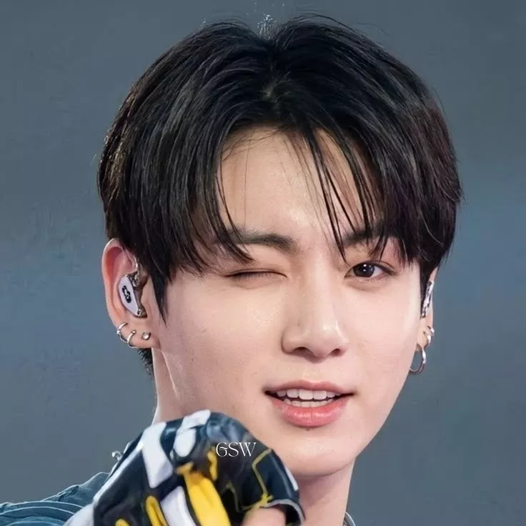 Momen yang diabadikan oleh penggemar Jungkook (BTS)