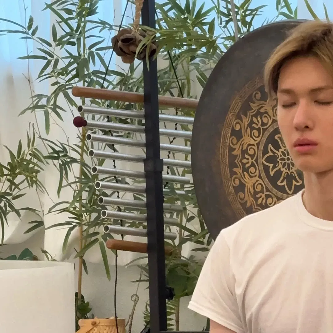 Potret di balik layar Martin (CORTIS)