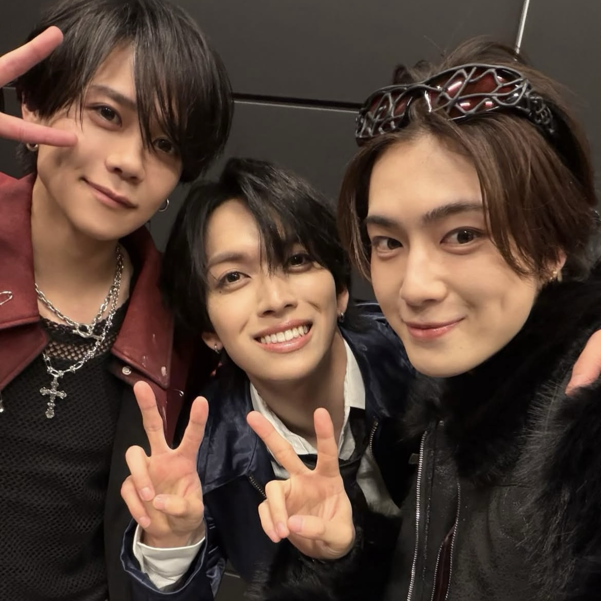 藤牧京介 (INI)的最新照片