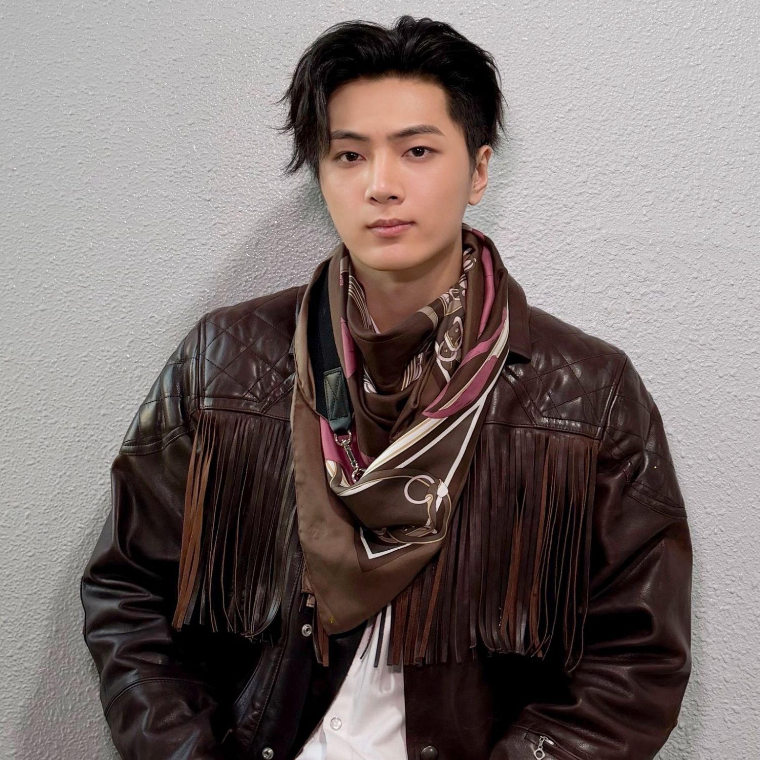 제이 (ENHYPEN)의 비하인드 컷