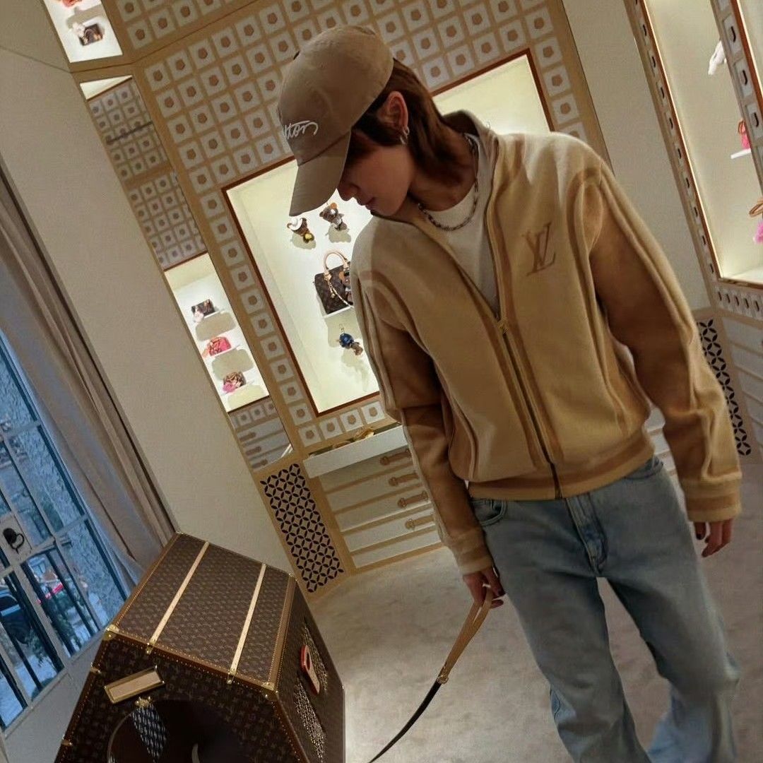 Latest photo of The 8 (SEVENTEEN)